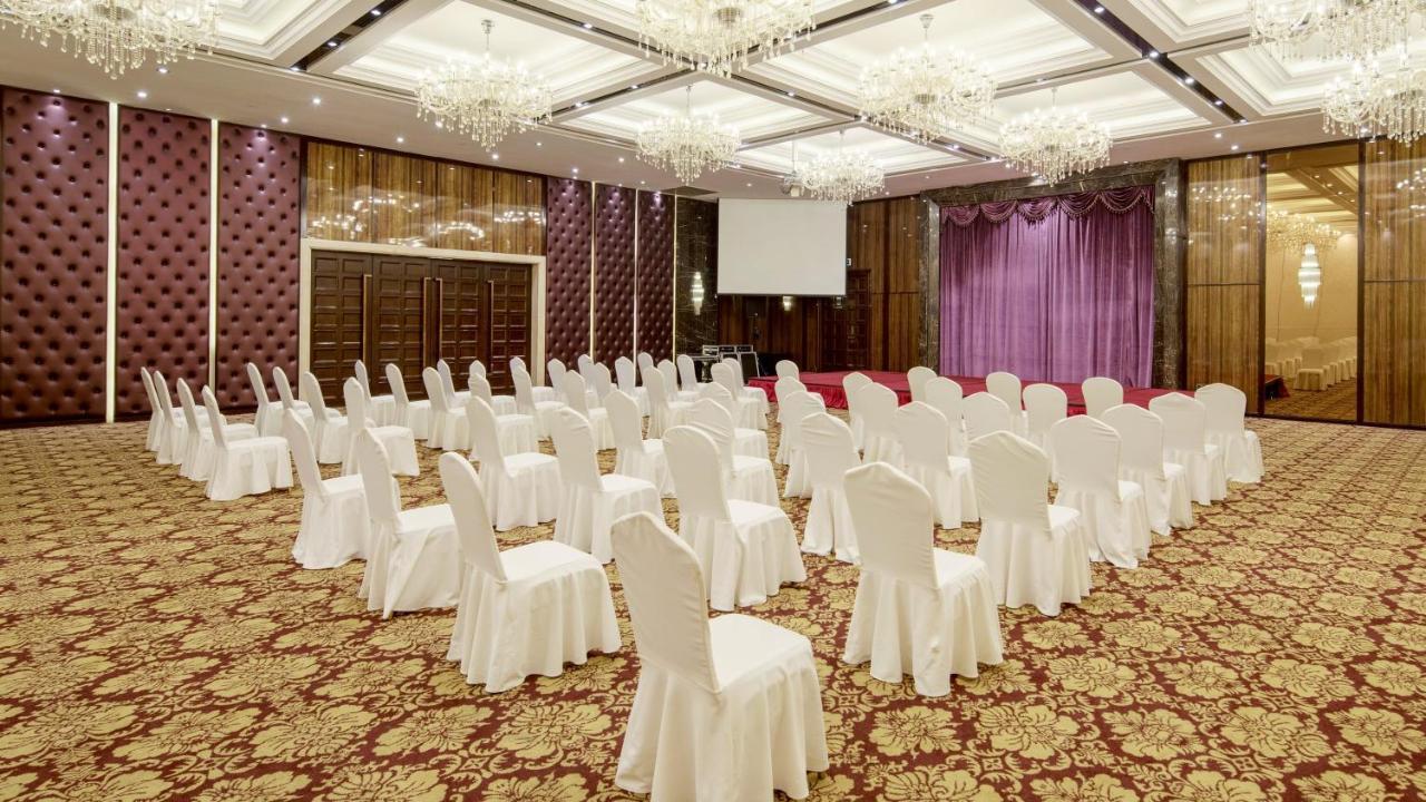 Holiday Inn Express Xiamen Lushan -Shopping Center By Ihg Esterno foto