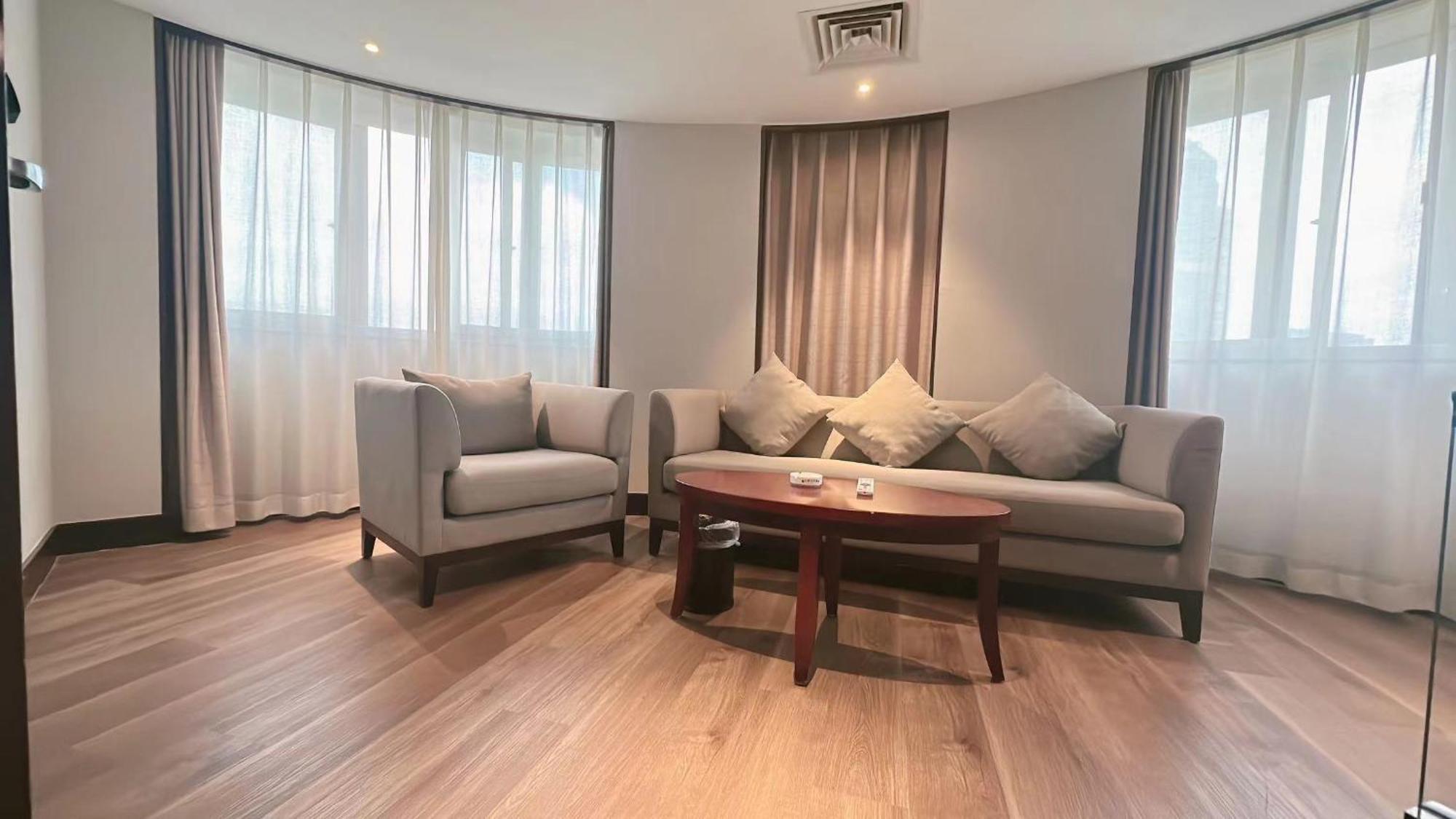 Holiday Inn Express Xiamen Lushan -Shopping Center By Ihg Esterno foto